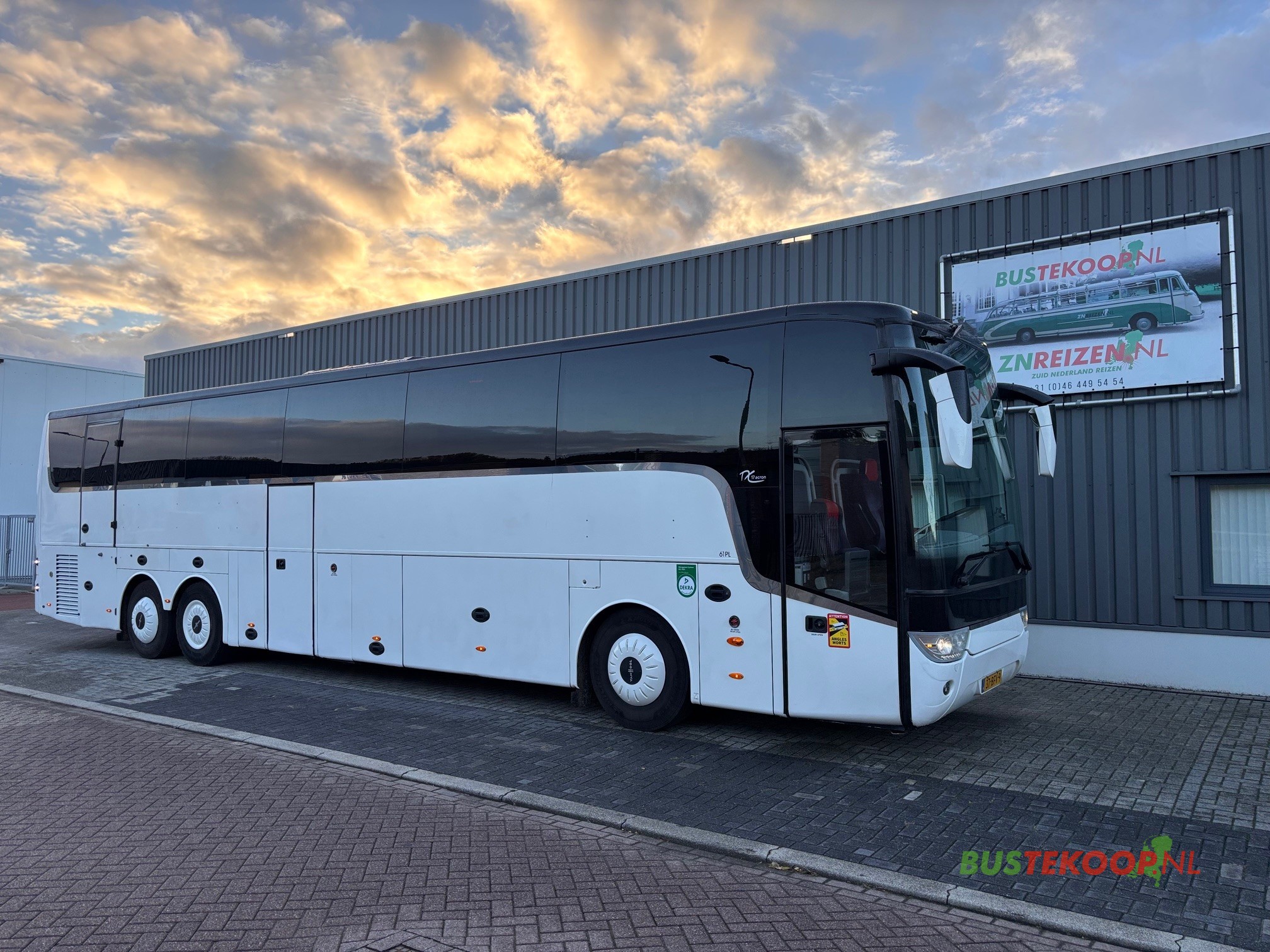 Featured image for “Vanhool TX17 Acron, ROLSTOELBUS”