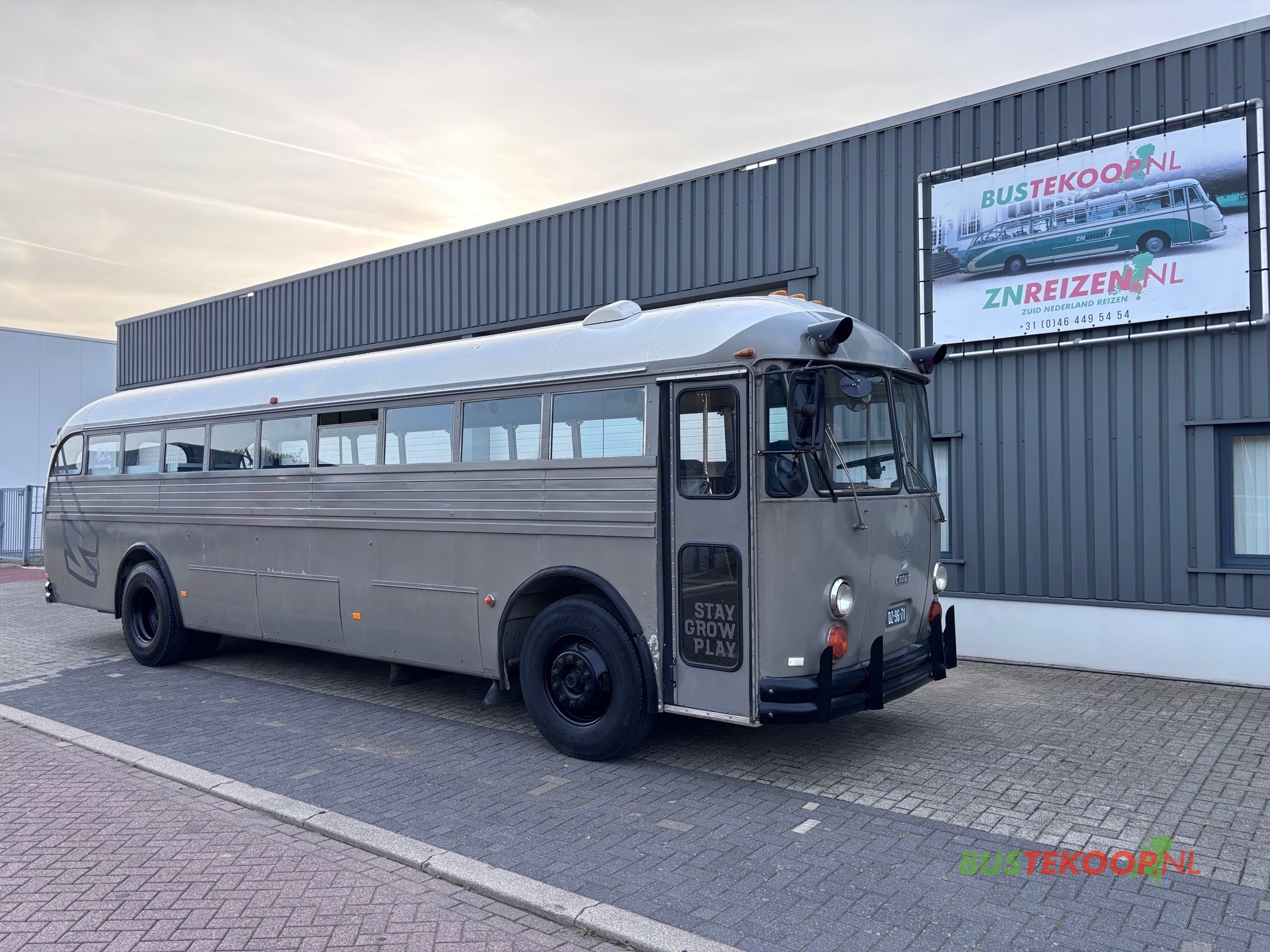 Featured image for “CROWN Oldtimer / Jurybus / Camper 1969”