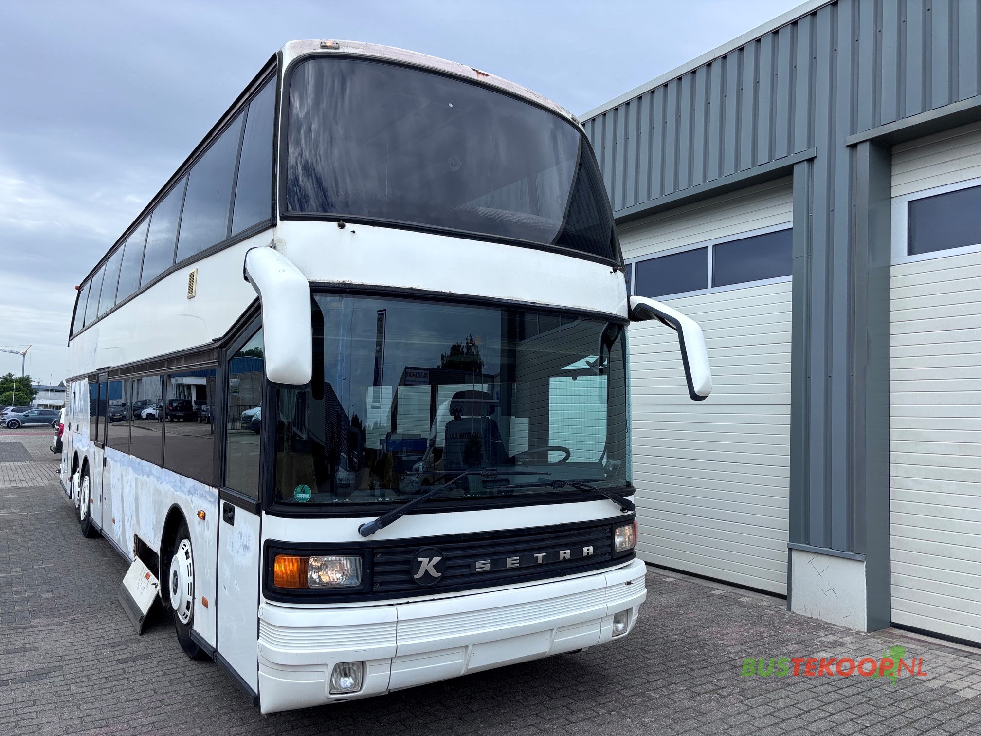 Setra S228 DT Dubbeldekker voor ombouw tot camper / woonbus - Image 3