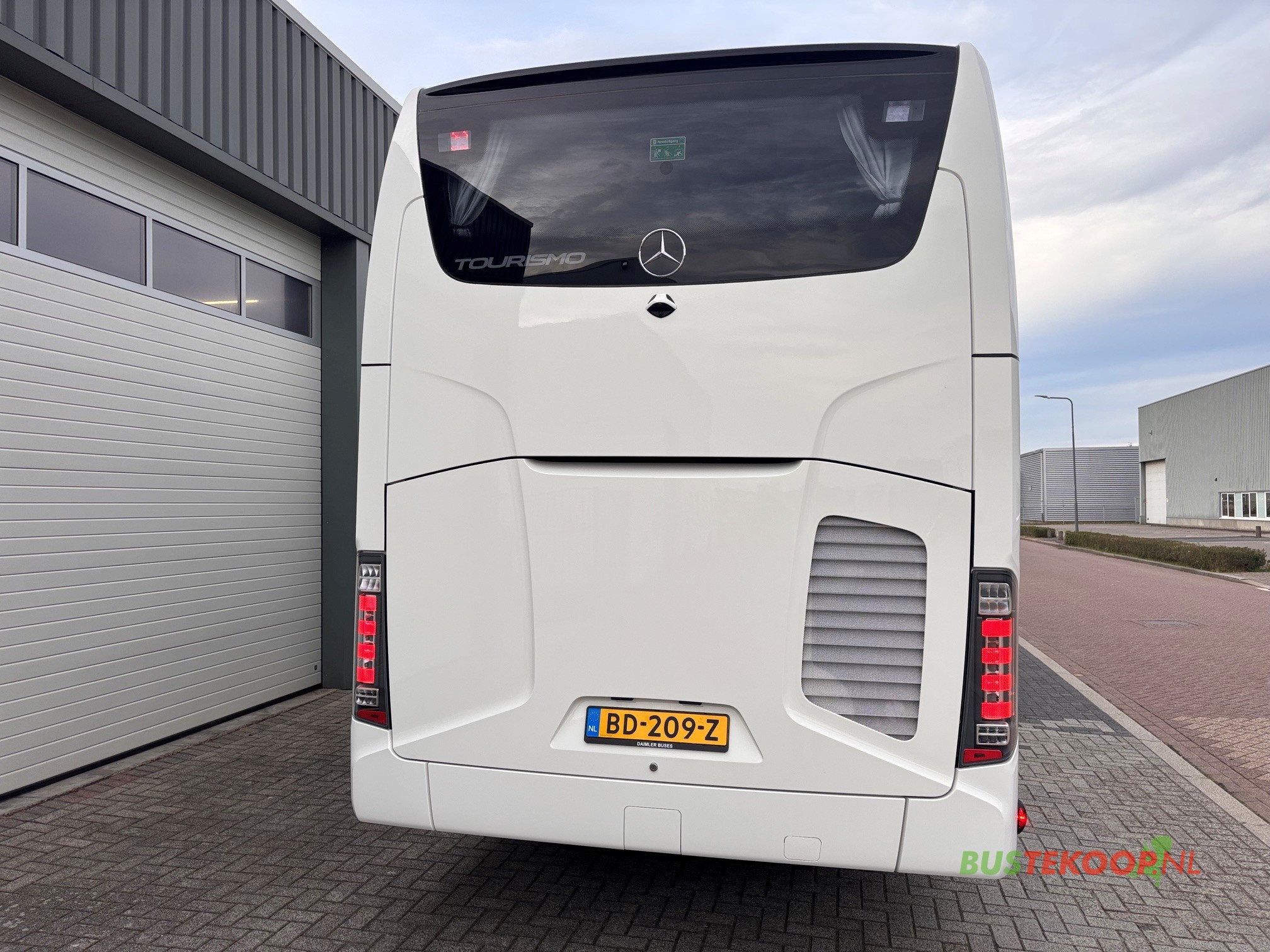 Mercedes Tourismo E 17 RHD 63Pl. NIEUW - Image 5