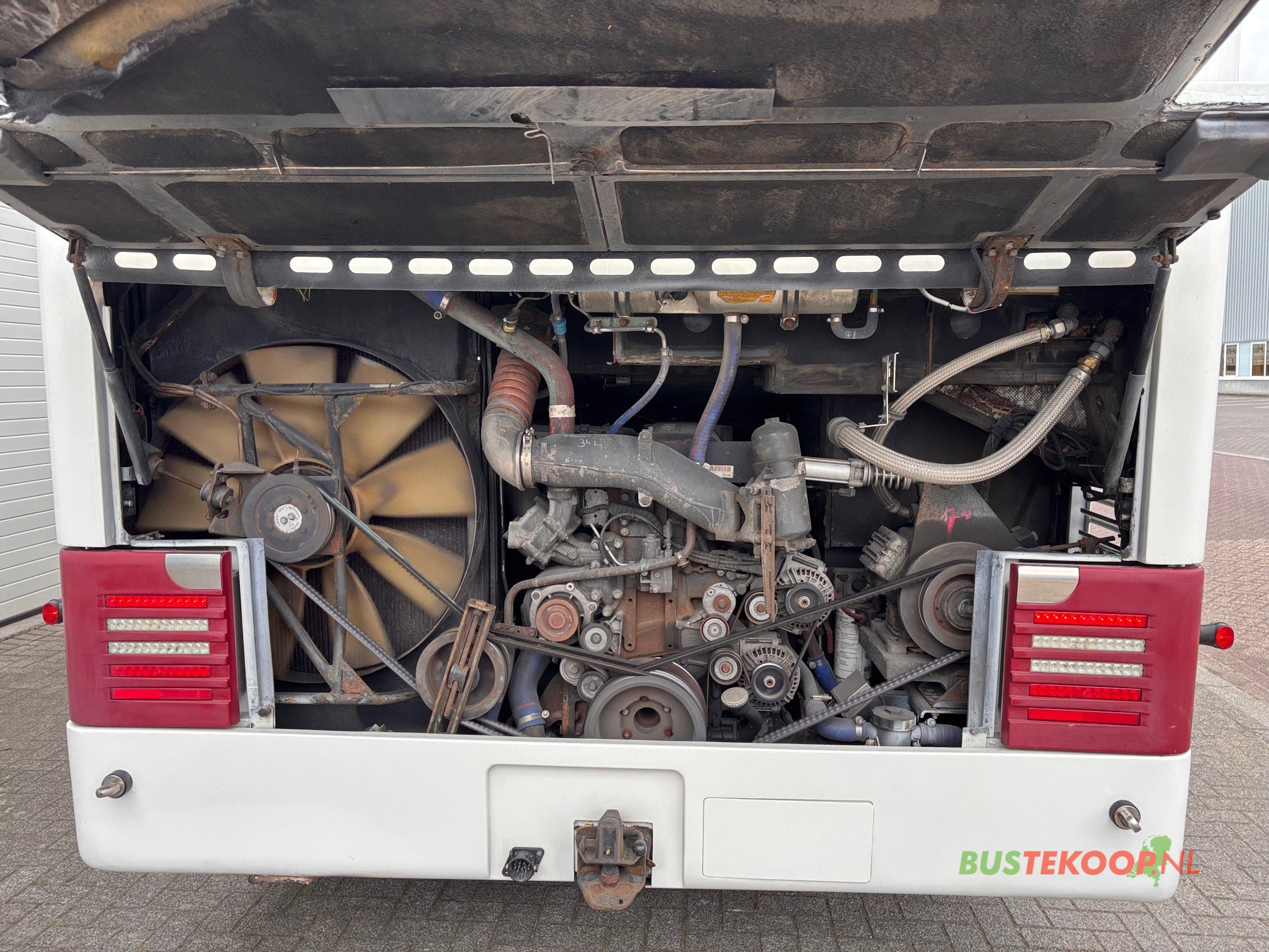 Vanhool TD927 Astromega 90 Seats - Image 8