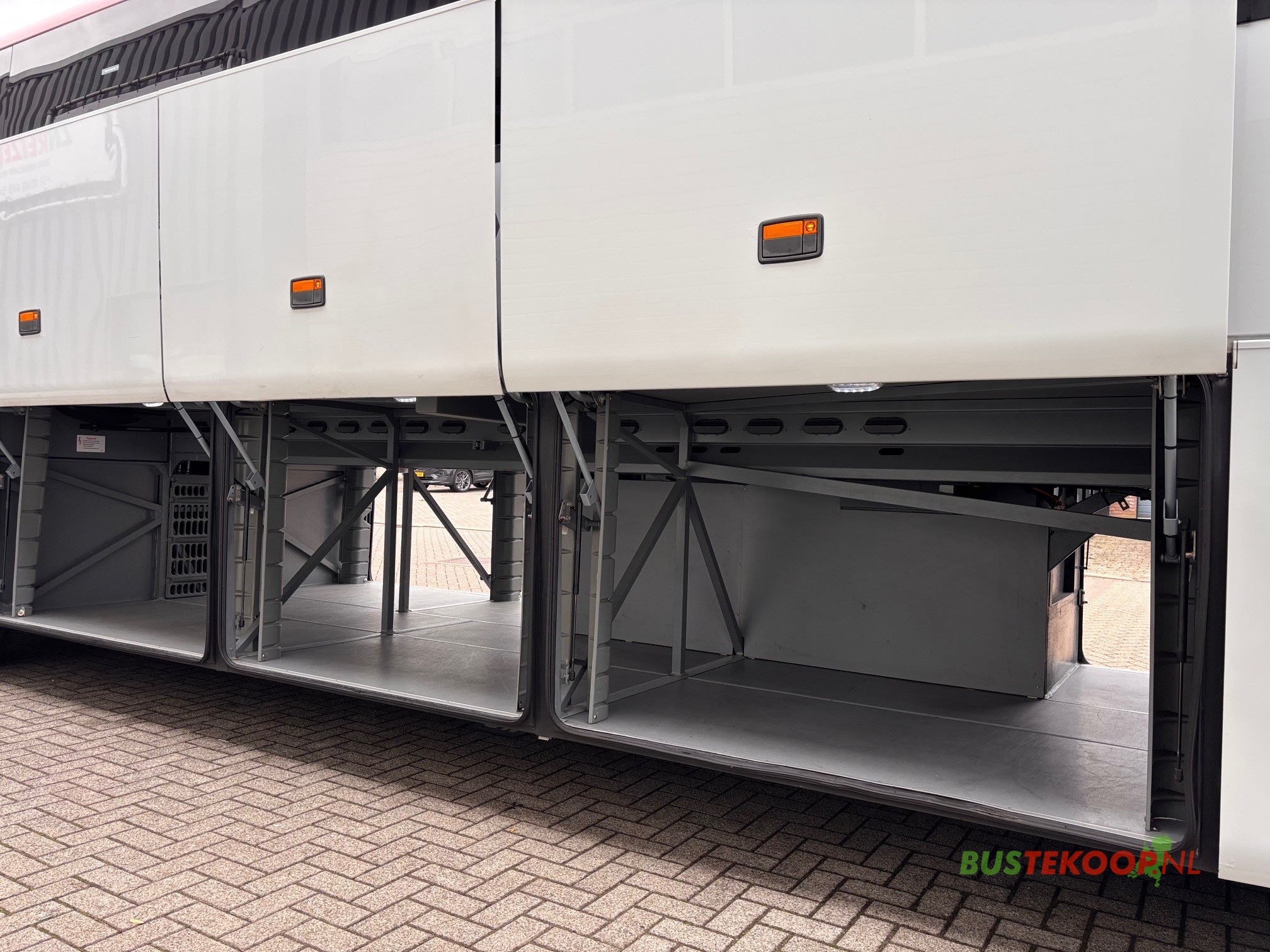 Mercedes TOURISMO RHD-M/2A - Afbeelding 9