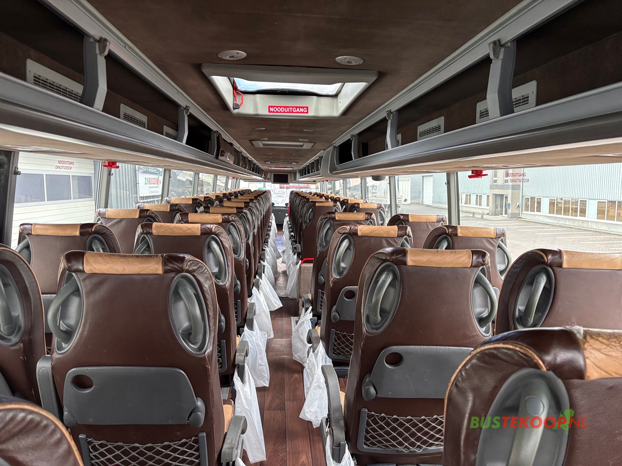 Vanhool TD927 Astromega 90 Seats - Image 20