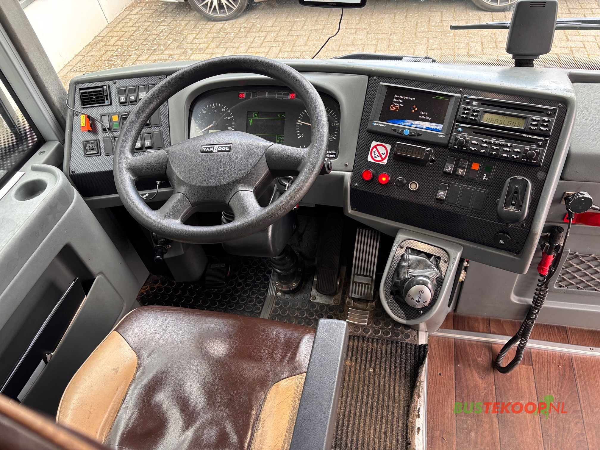 Vanhool TD927 Astromega 90 Seats - Image 22