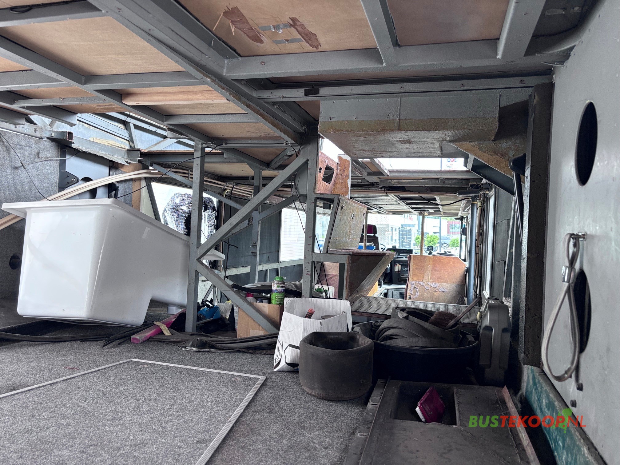Setra S228 DT Dubbeldekker voor ombouw tot camper / woonbus - Image 25