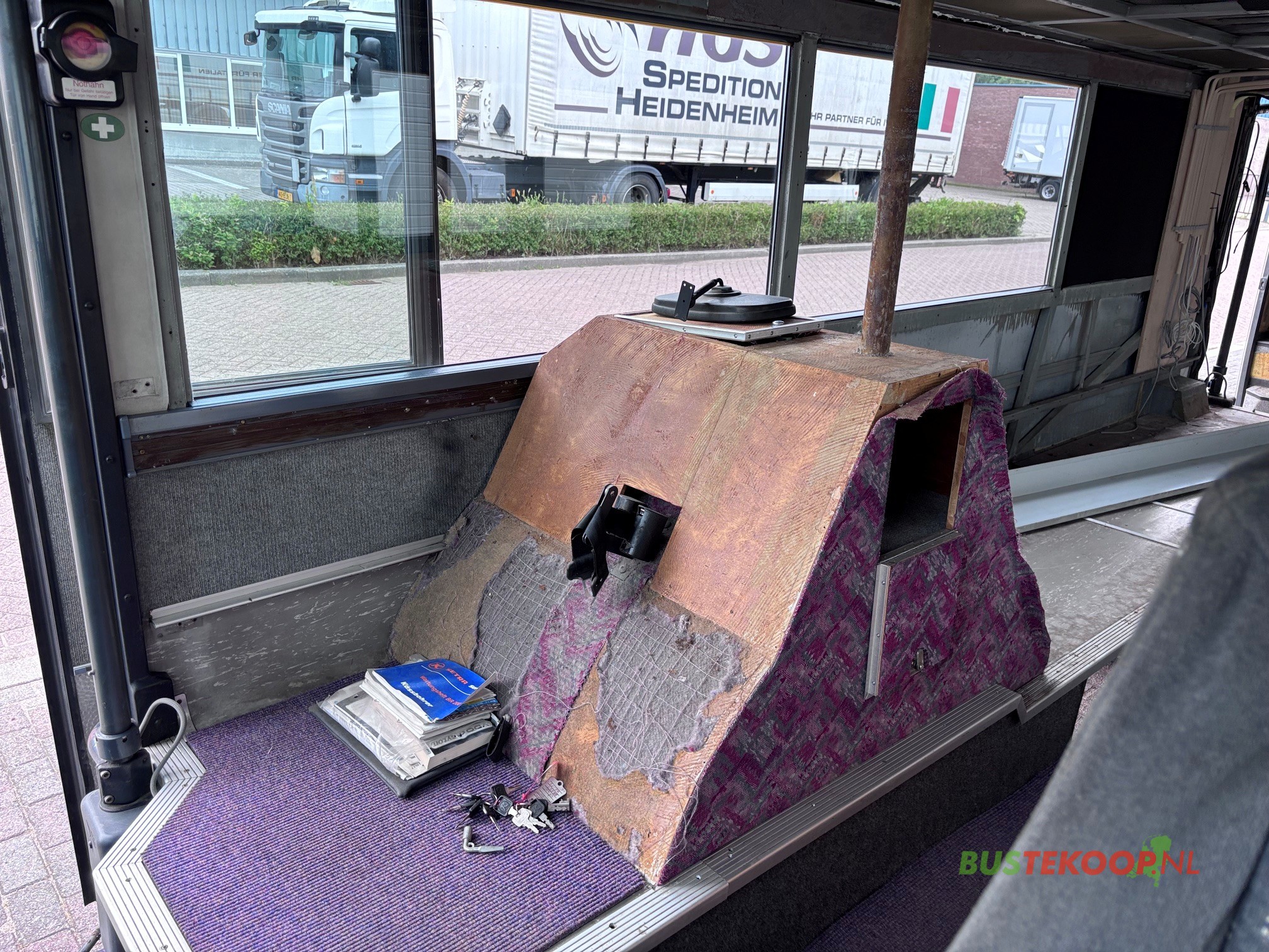 Setra S228 DT Dubbeldekker voor ombouw tot camper / woonbus - Image 34