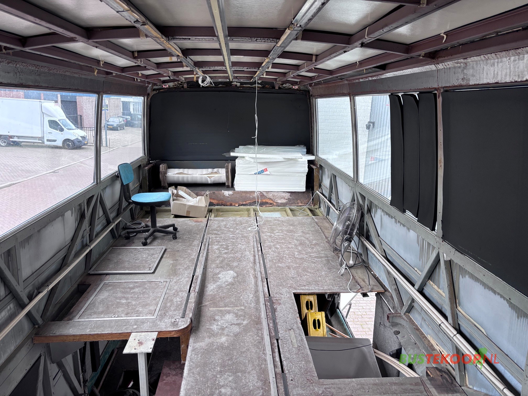 Setra S228 DT Dubbeldekker voor ombouw tot camper / woonbus - Image 40