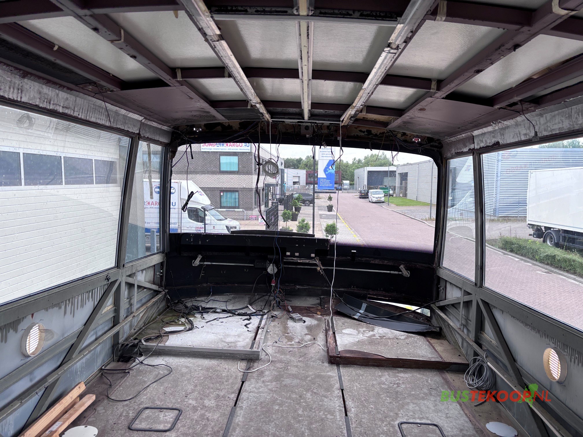 Setra S228 DT Dubbeldekker voor ombouw tot camper / woonbus - Image 44