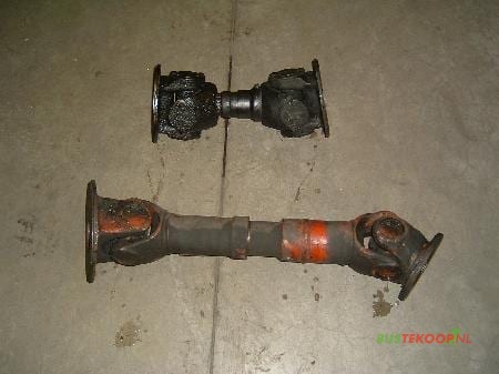 Featured image for “Aandrijfassen DAF Den Oudsten MB 200 Bj. 1981”