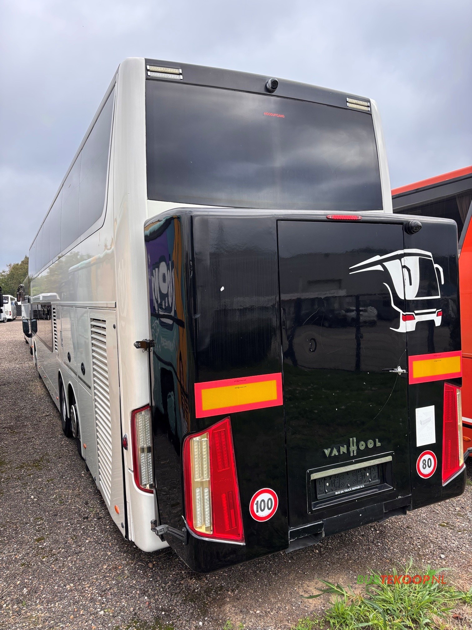 Vanhool TDX27 Astromega 90 Seats - Image 4